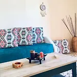 Atlantida Spacious Flat Σπίτι διακοπών Φηρά
