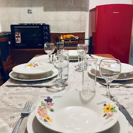 בית נופש Atlantida Spacious Flat