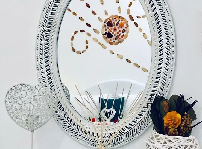 Atlantida Spacious Flat * Fira (Santorini)